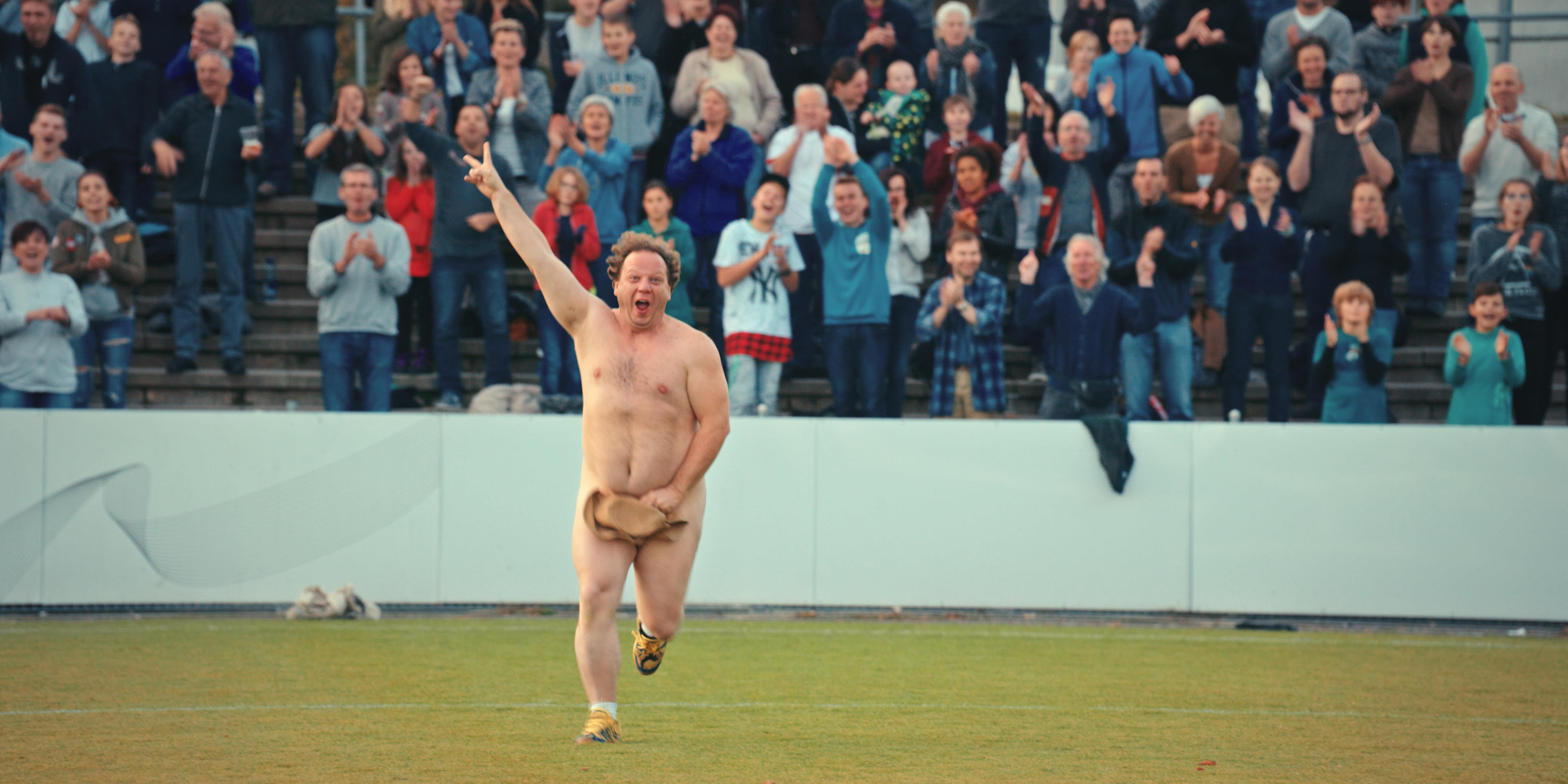 STREAKER 1