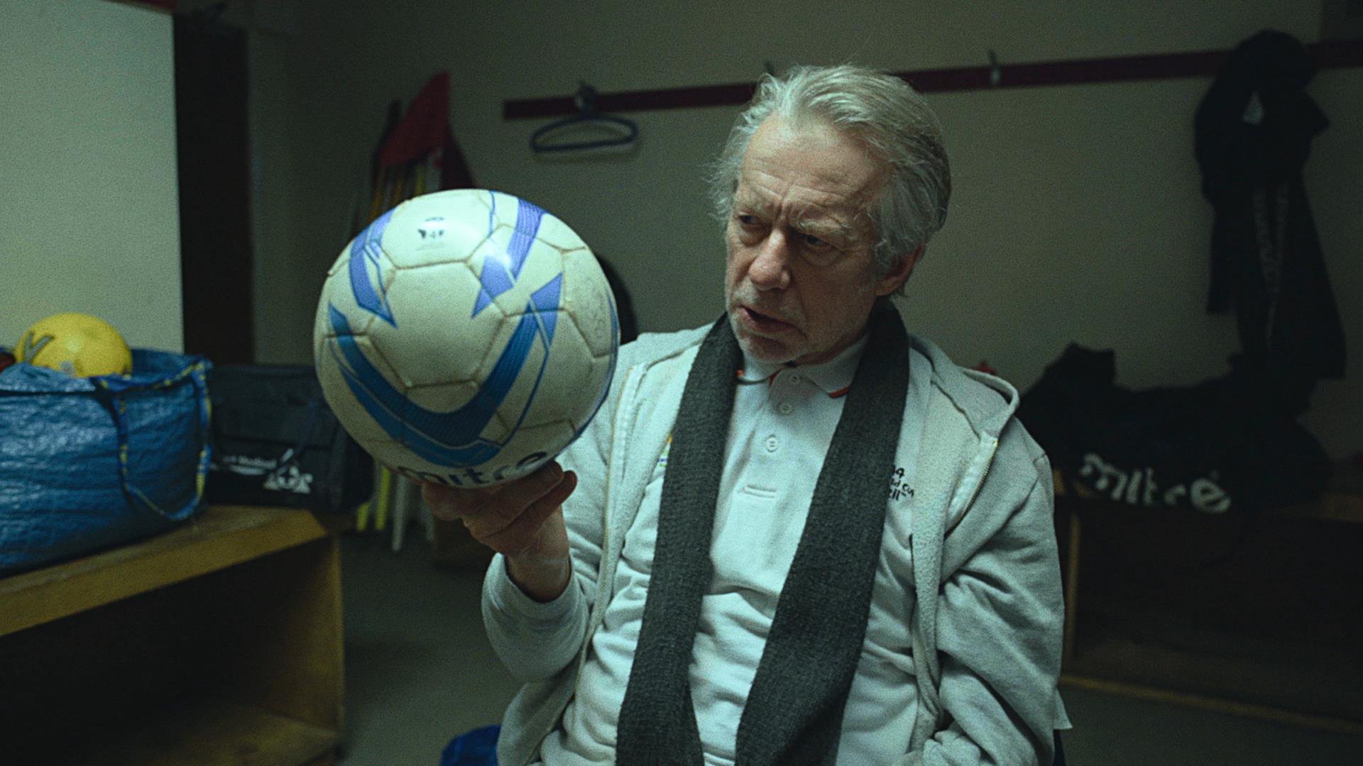 Stephen Boxer as Gordon in The football Monologues