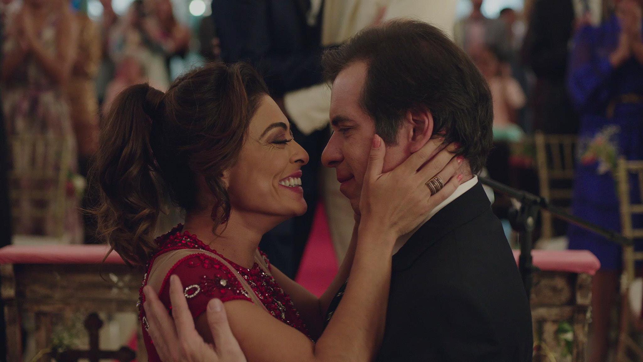 Just Short of Perfect - Juliana Paes and Leandro Hassum