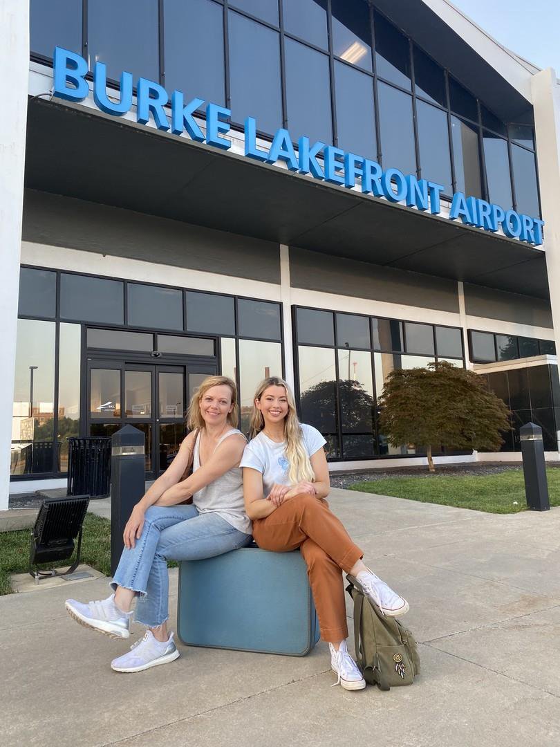 Emily Bergl and Jessica Michael Davis, Shooting at the Burke Lakefront Airport