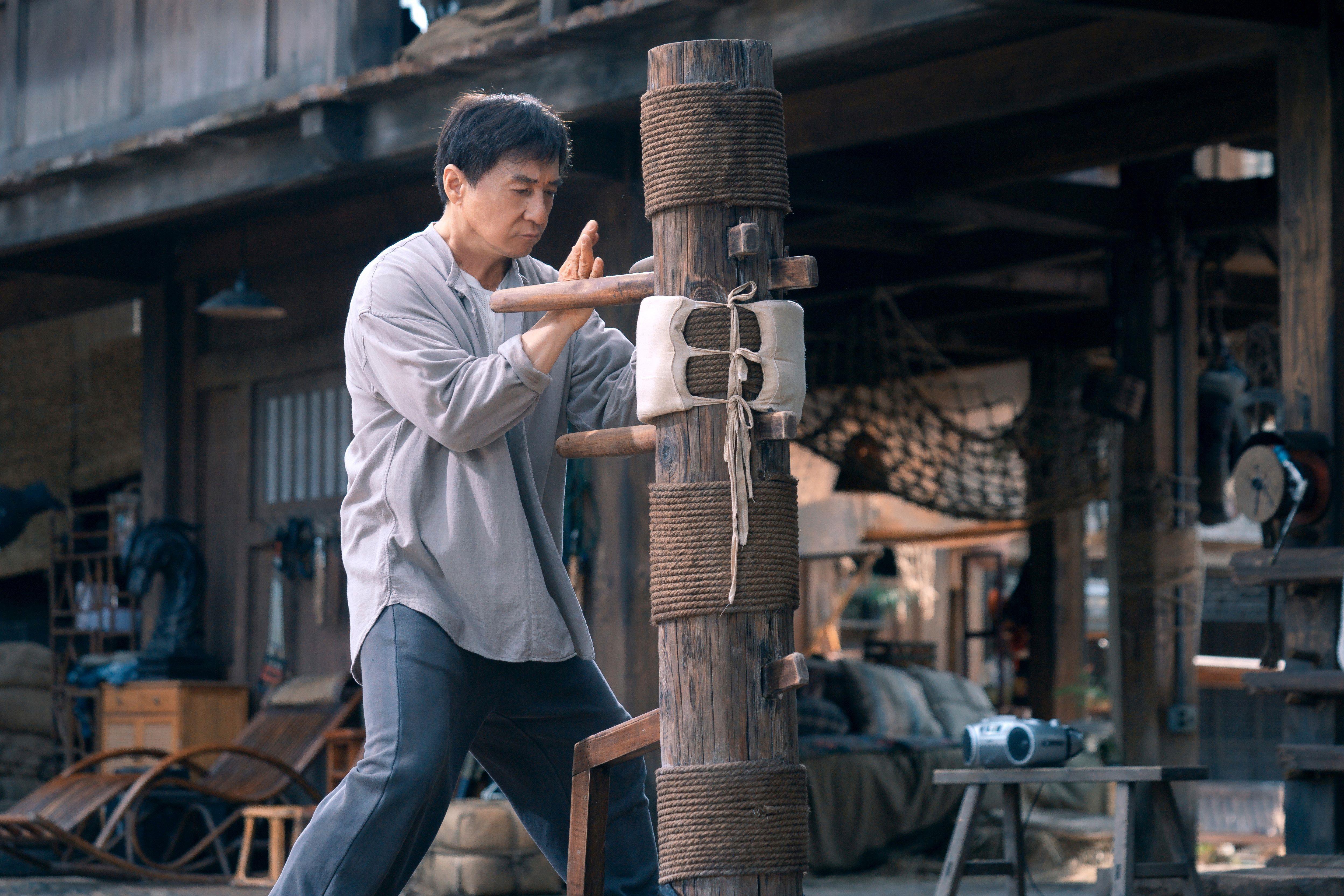 Luo (Jackie Chan) training in martial arts