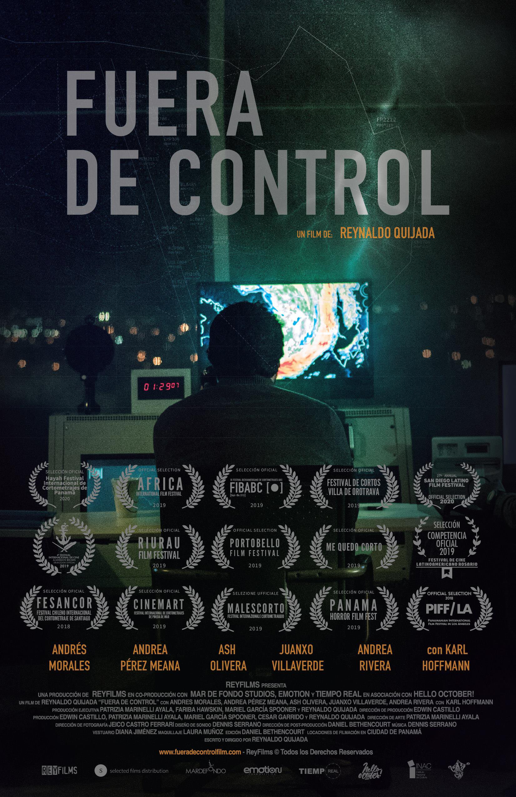 Fuera de Control Poster